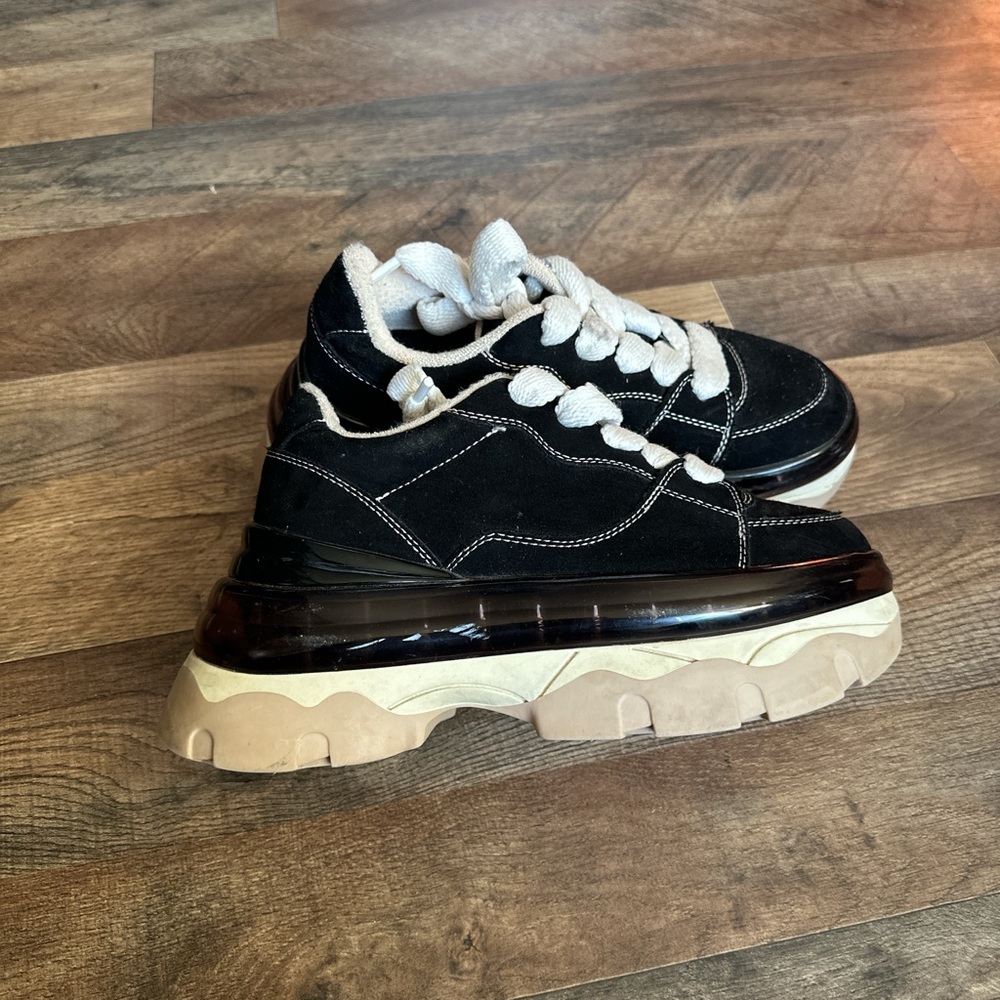 Steve Madden Chunky Sneaker